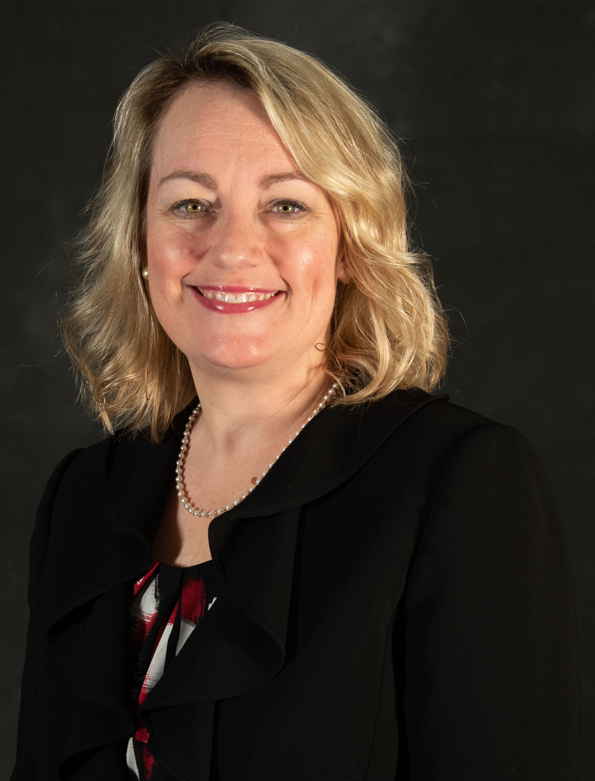 Dr. Suzana Brown