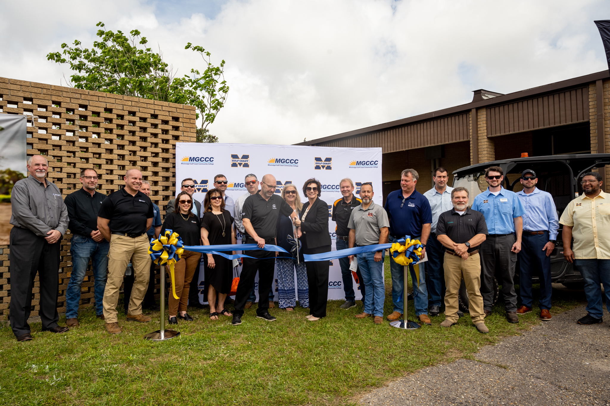 Kubota ribbon cutting