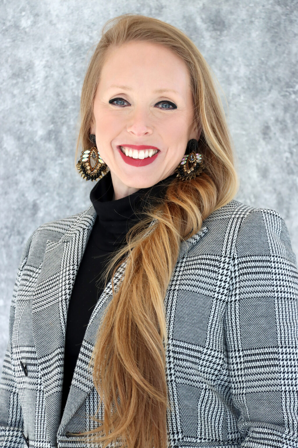 Dr. Erin Riggins Honored with One Coast Award for Community Leadership ...